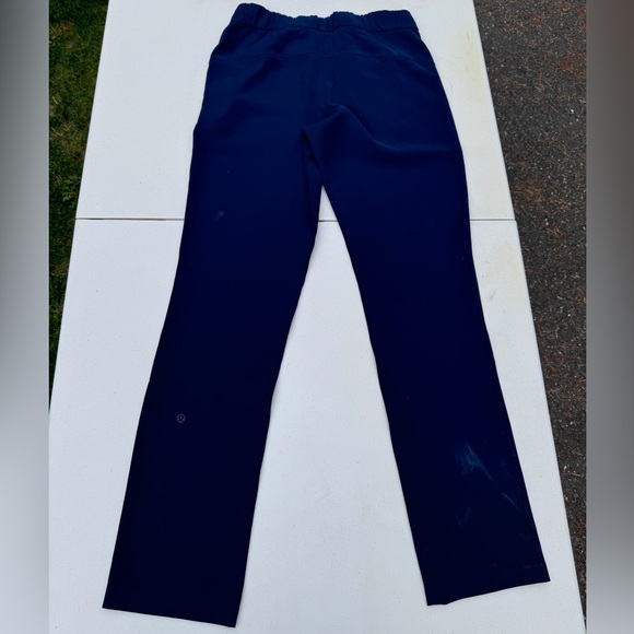Lululemon On The Fly Pant *Woven Full Length 31" in True Navy. Size 6. - Picture 4 of 17